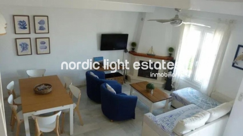 Espléndida casa adosada primera línea de la playa