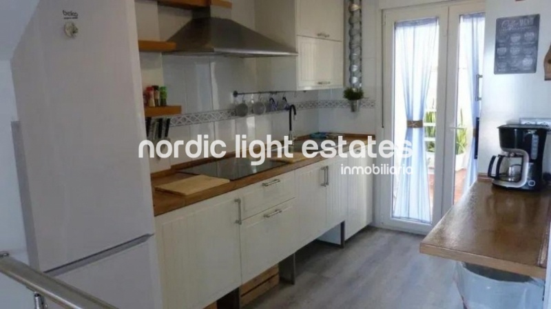 Espléndida casa adosada primera línea de la playa