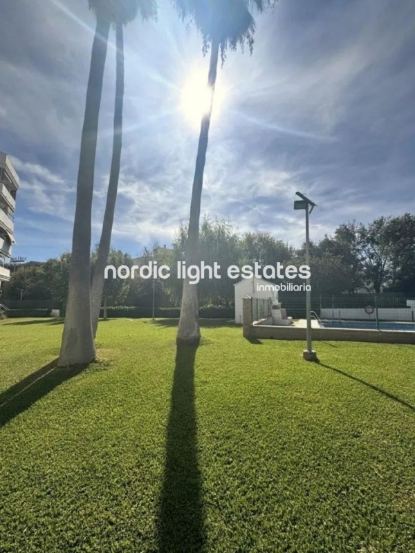 Amplio piso con plaza de parking y trastero