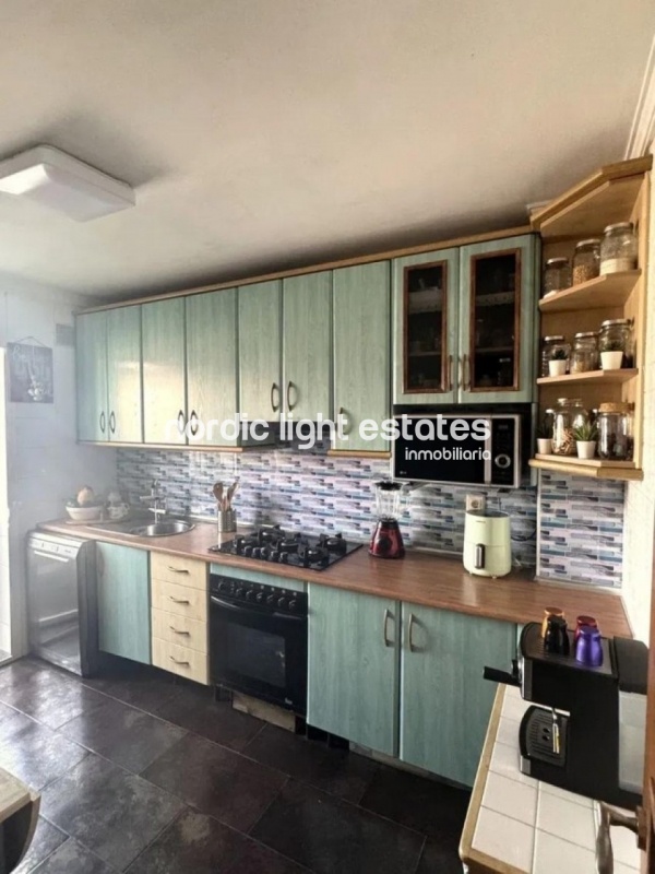 Amplio piso con plaza de parking y trastero