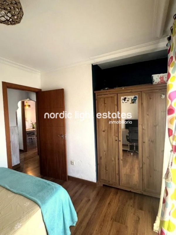 Amplio piso con plaza de parking y trastero