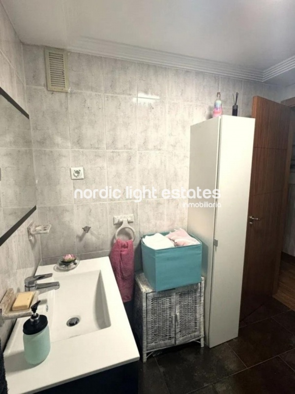 Amplio piso con plaza de parking y trastero