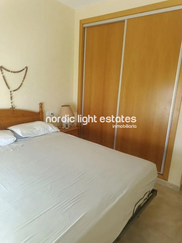 Cómodo piso con parking y piscina comunitaria