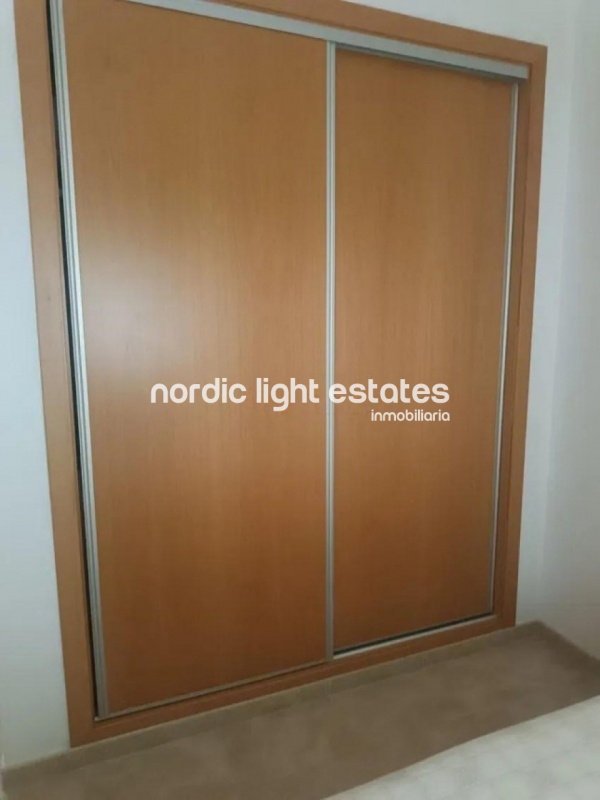 Cómodo piso con parking y piscina comunitaria