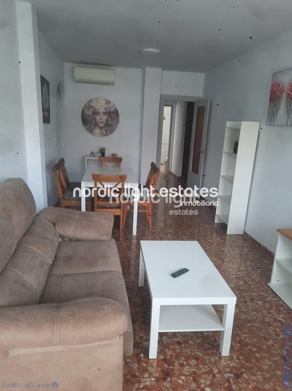 Top floor apartment to renovate