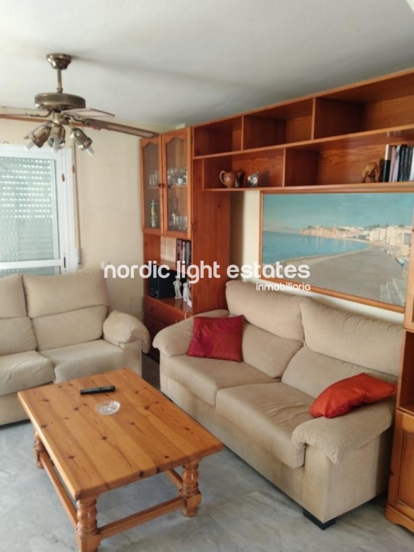 Pareado a solo 25 metros de la playa