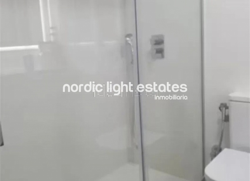  Impresionante apartamento con cocina de diseño 