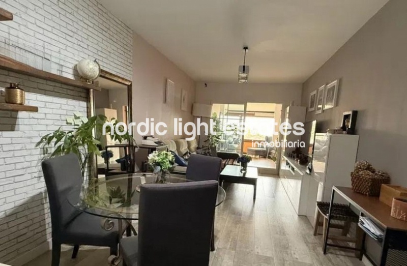 Elegante piso con parking y trastero