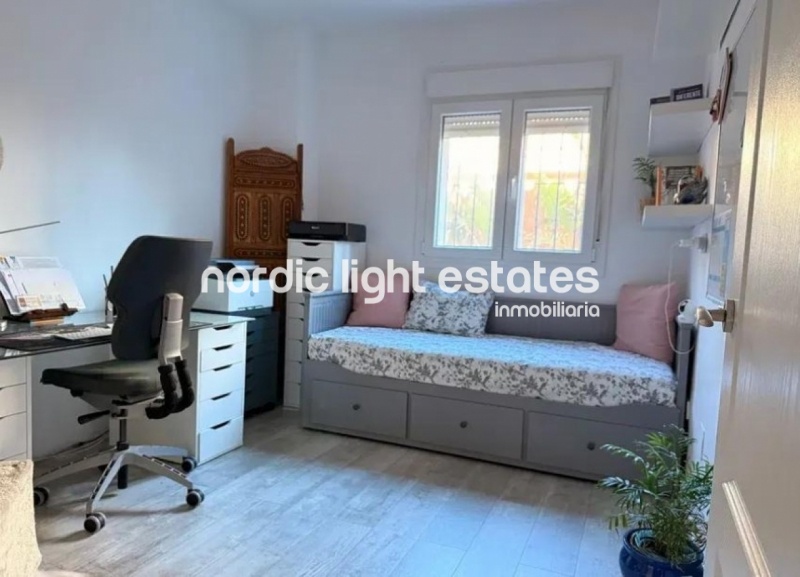 Elegante piso con parking y trastero