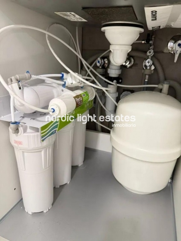 Renovated apartmenton the prestigious Paseo de reding