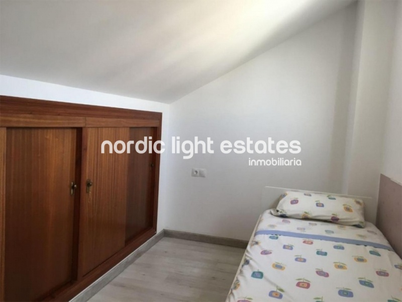 Moderno dúplex en Torrox Costa