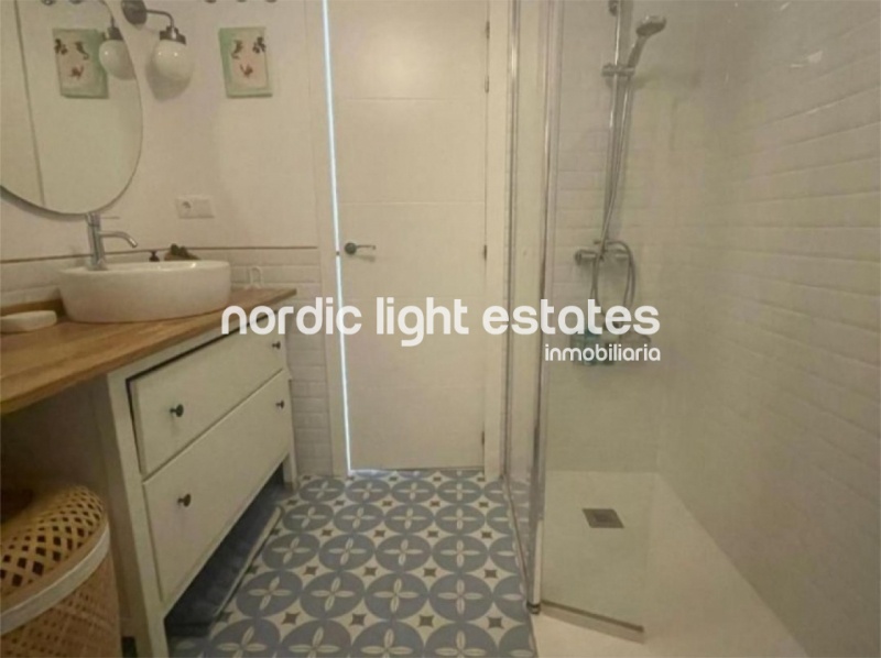 Moderno dúplex en Torrox Costa