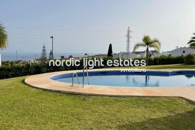 Casa reformada en Urb. Alhambra en Nerja