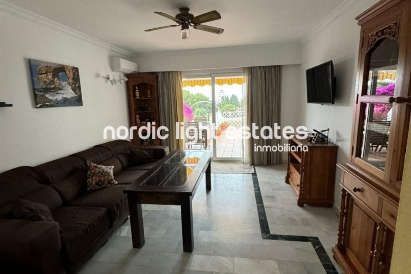 Casa reformada en Urb. Alhambra en Nerja