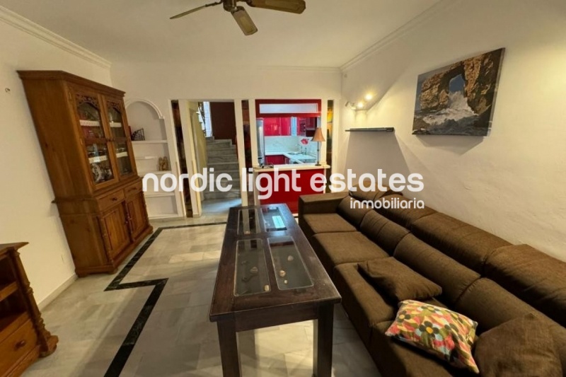 Casa reformada en Urb. Alhambra en Nerja