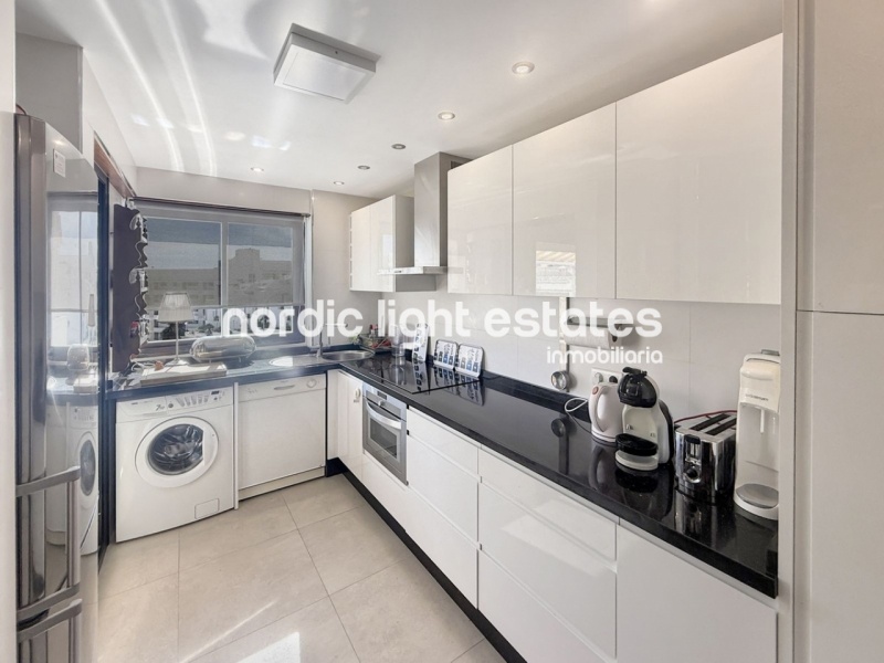 Elegante apartamento al sur junto al Parador