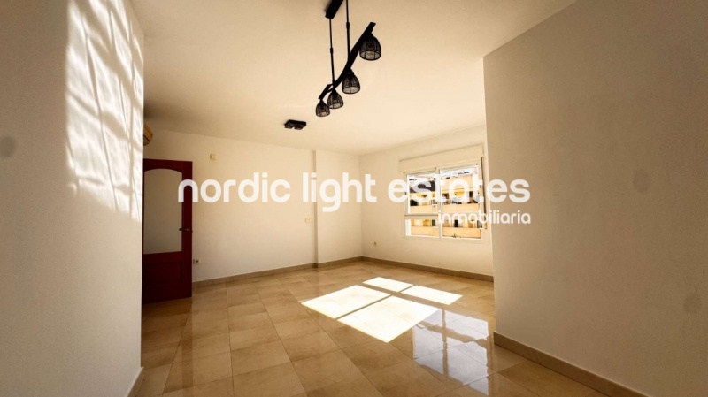 Gran piso muy cerca de la playa Torrecilla