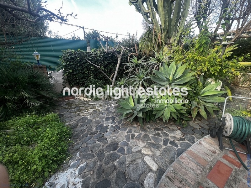 Dos casas independientes en Los Tablazos