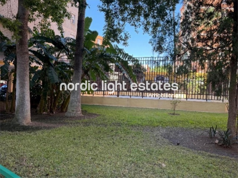 Gran piso de 4 dormitorios y parking