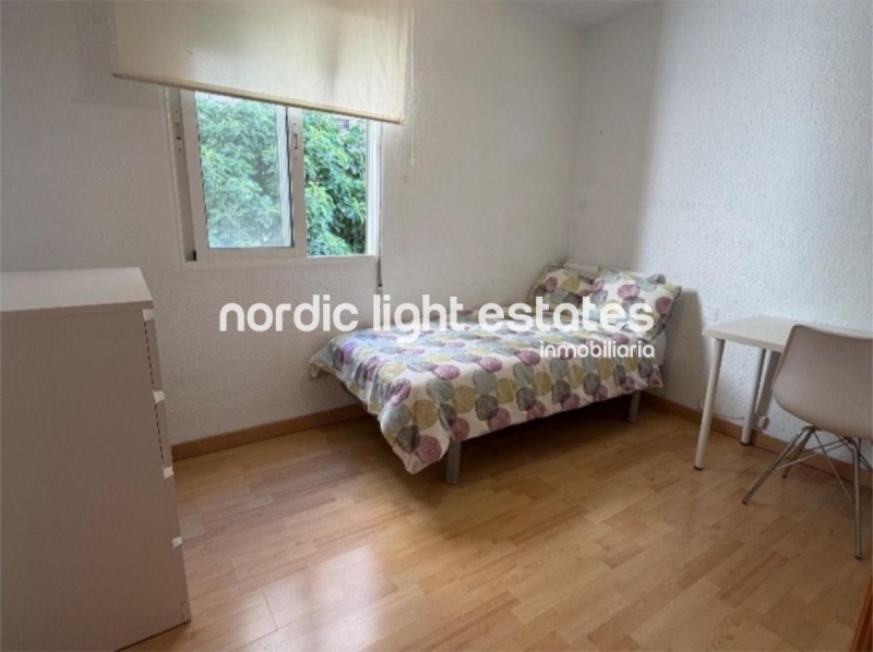 Gran piso de 4 dormitorios y parking