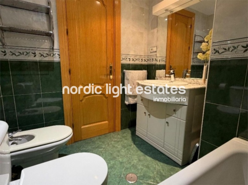 Gran piso de 4 dormitorios y parking