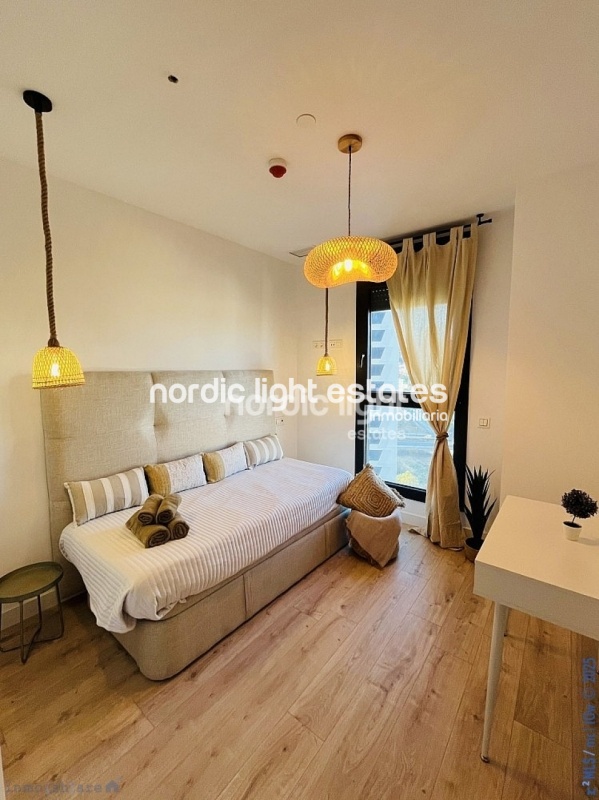 Excelente piso con parking privado, sala de cine, gimnasio, piscina