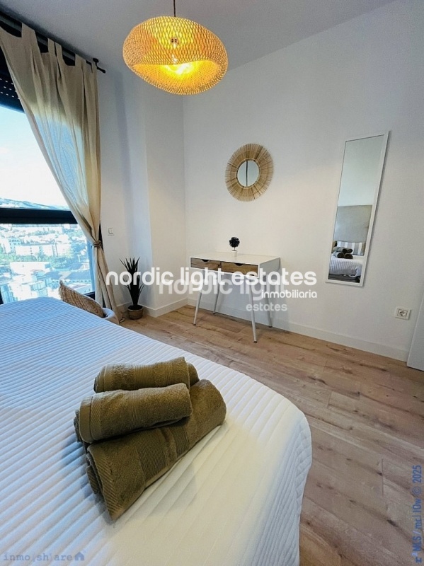 Excelente piso con parking privado, sala de cine, gimnasio, piscina