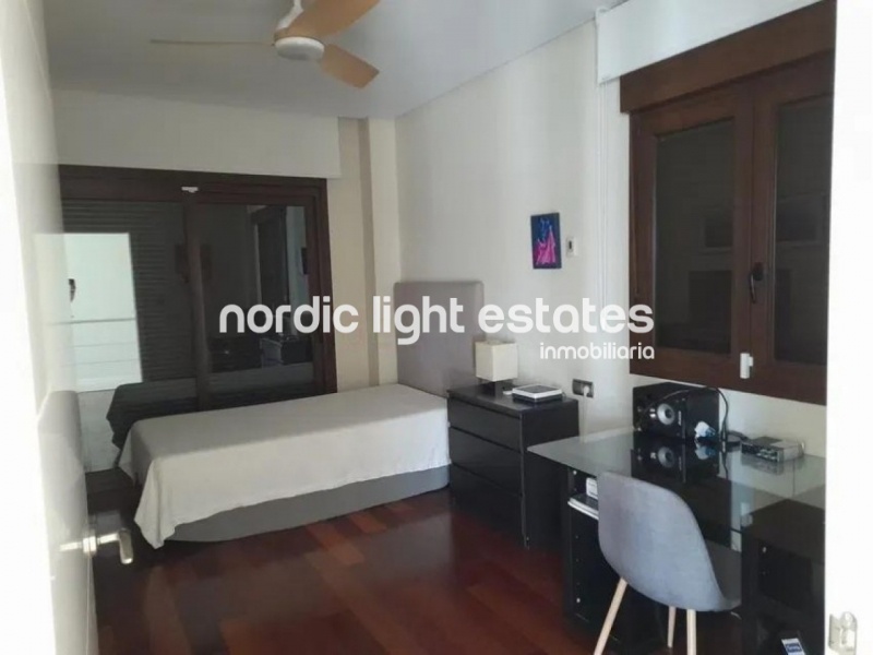 Luxury detached villa 6 beds, 5 baths 