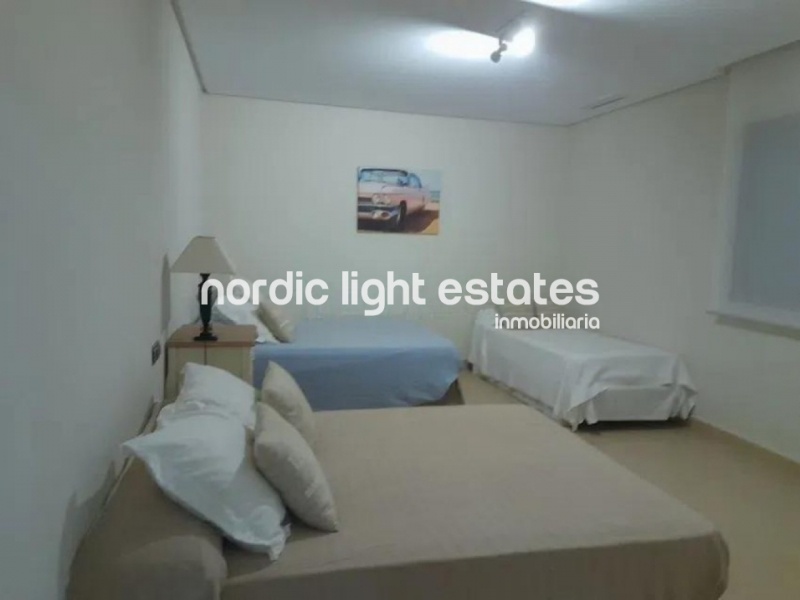 Luxury detached villa 6 beds, 5 baths 