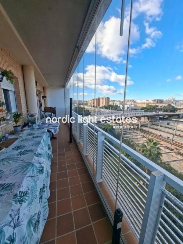 Excellent flat next to María Zambrano train station