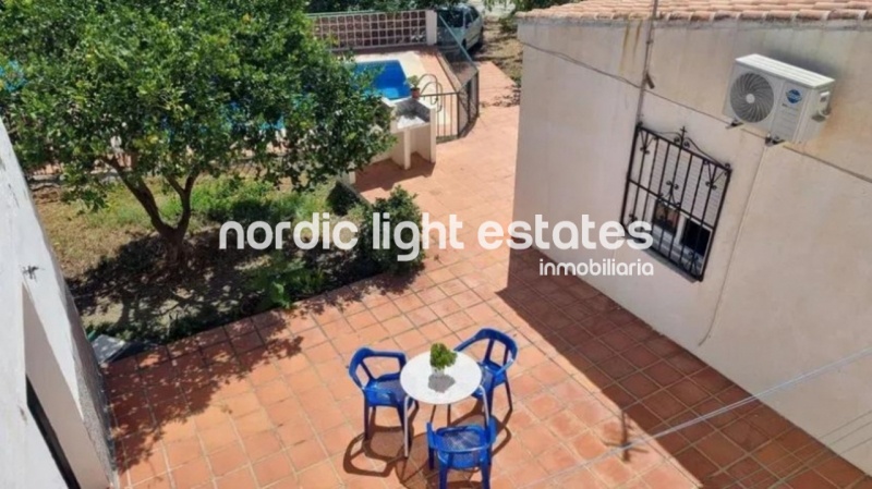 Casa de campo al sur a solo 2 kilómetros de Frigiliana y 4,5 de Nerja