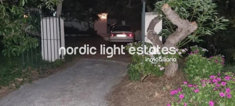 Casa de campo al sur a solo 2 kilómetros de Frigiliana y 4,5 de Nerja