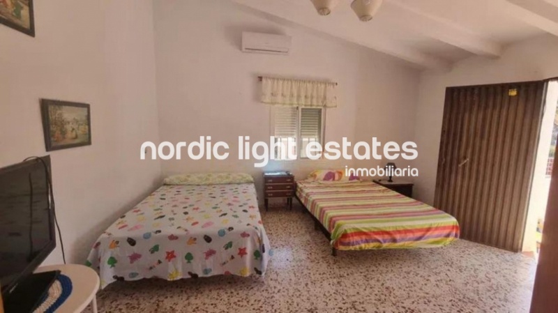 Casa de campo al sur a solo 2 kilómetros de Frigiliana y 4,5 de Nerja