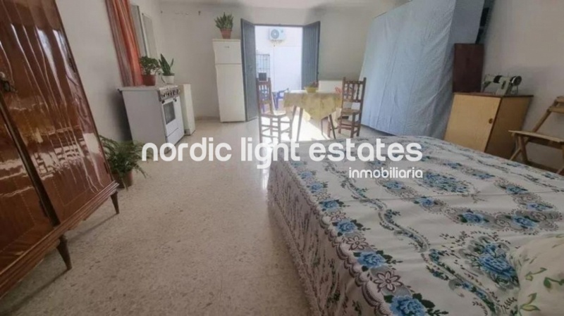 Casa de campo al sur a solo 2 kilómetros de Frigiliana y 4,5 de Nerja