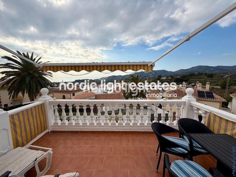 Lovely terraced house in La Noria