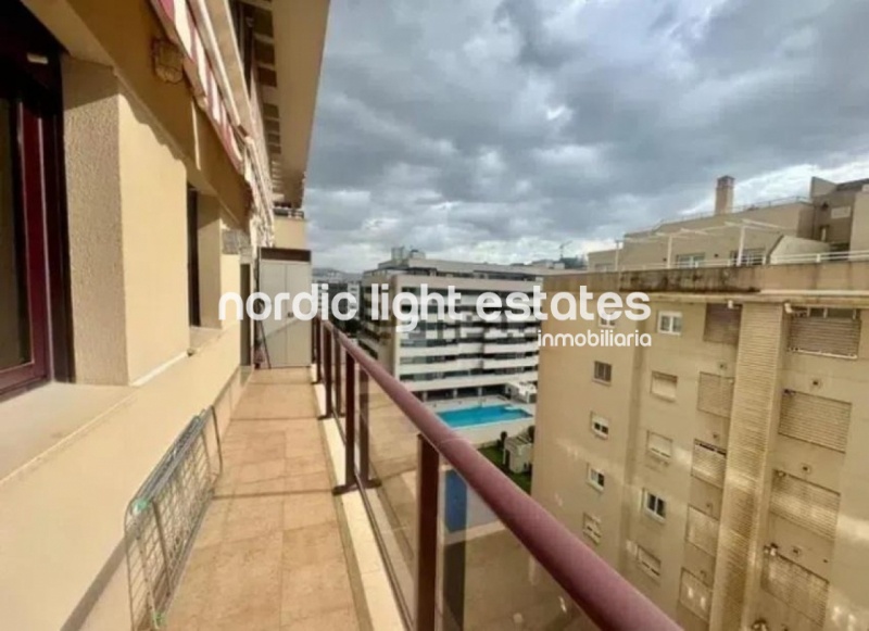 Excepcional piso muy amplio 4 dormitorios zona Parque Litoral