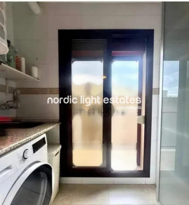 Excepcional piso muy amplio 4 dormitorios zona Parque Litoral