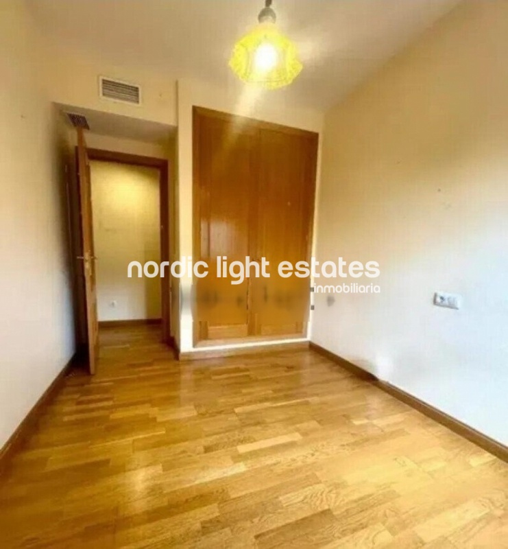 Excepcional piso muy amplio 4 dormitorios zona Parque Litoral