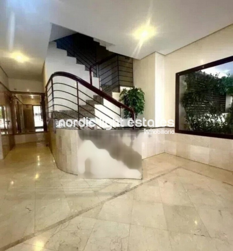 Excepcional piso muy amplio 4 dormitorios zona Parque Litoral