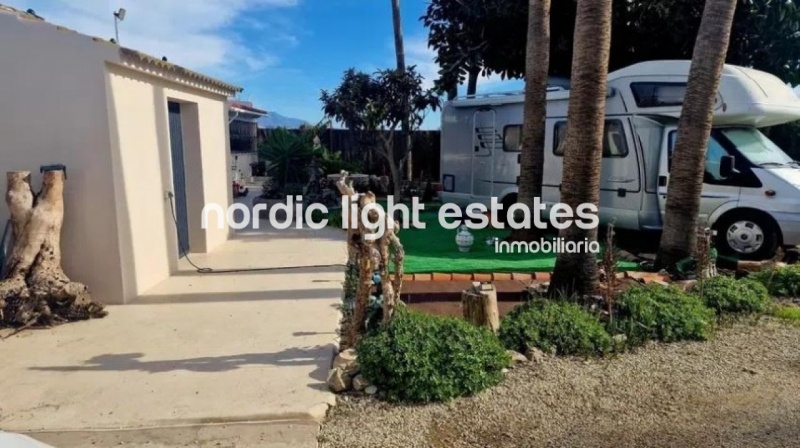 Gran finca rústica con casa a solo 400 metros de la playa