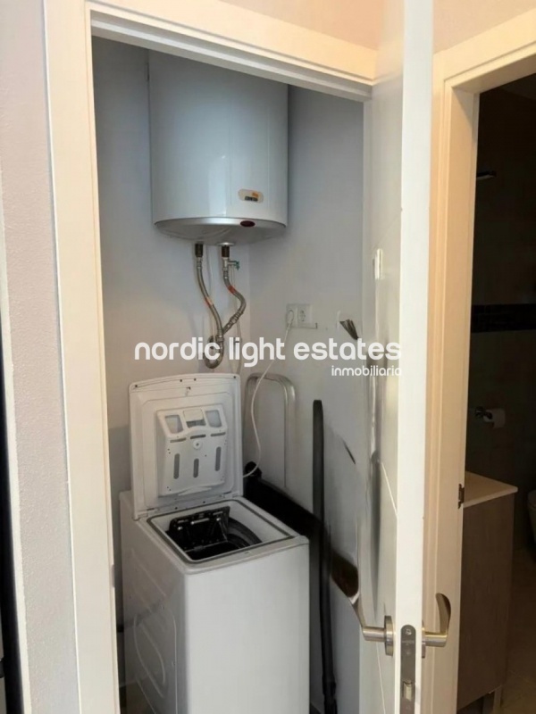 Stylish refurbished apartment with sea views