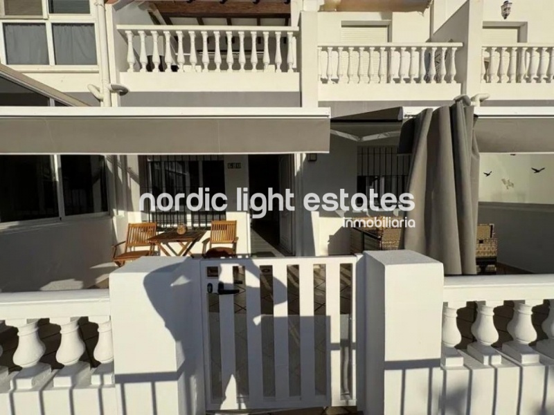 Stylish refurbished apartment with sea views