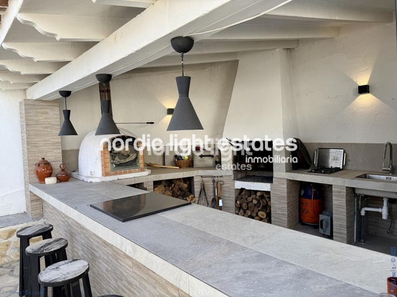 3 villas de lujo con 14 dormitorios,11 baños y 3 piscinas