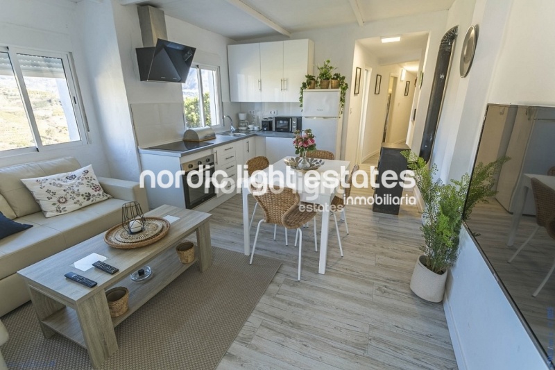 3 villas de lujo con 14 dormitorios,11 baños y 3 piscinas