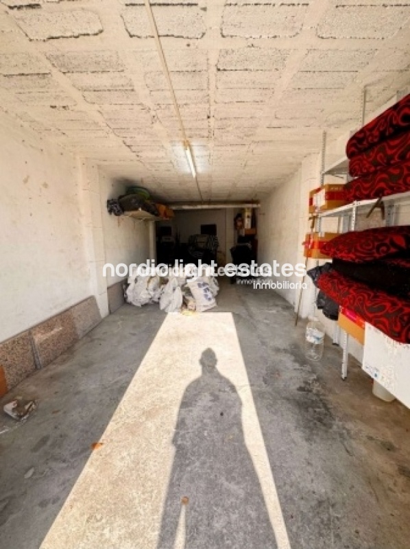 Amplio piso 3 dormitorios para reformar