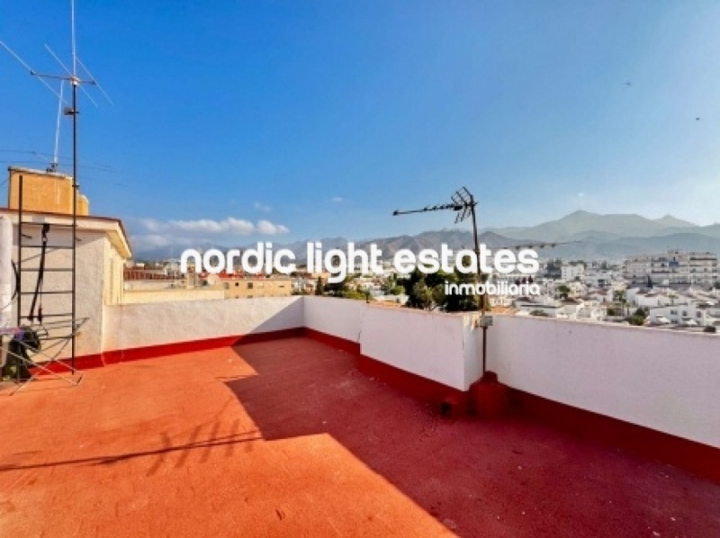 Amplio piso 3 dormitorios para reformar