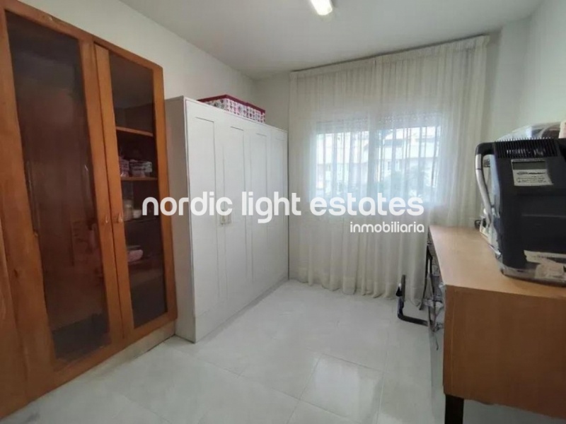 Amplio y luminoso piso en Limonar Alto