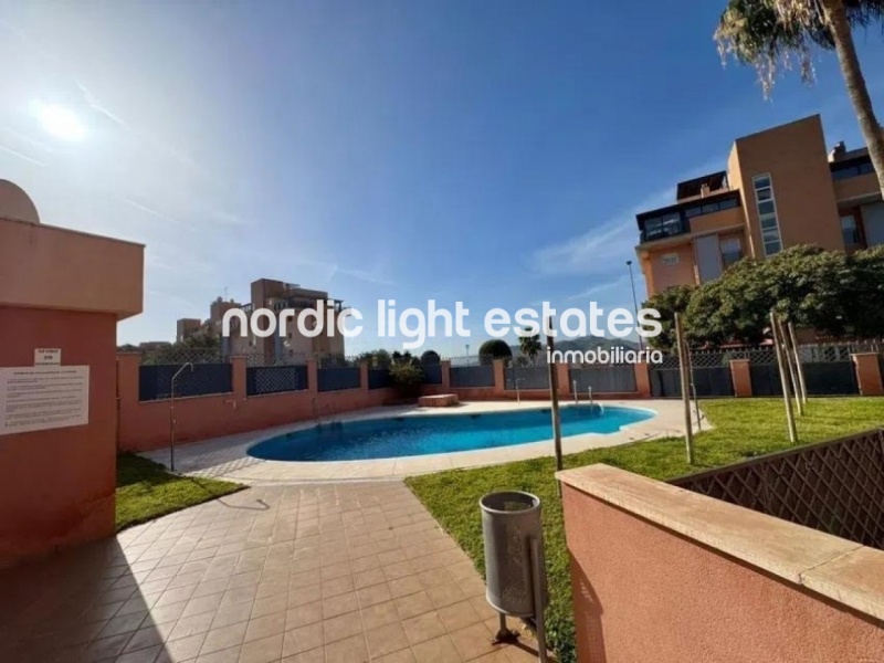 Bonita casa adosada con 2 plazas de garaje