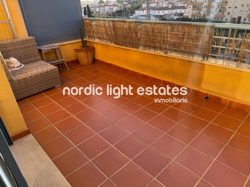 Estupendo apartamento con plaza de garaje privada