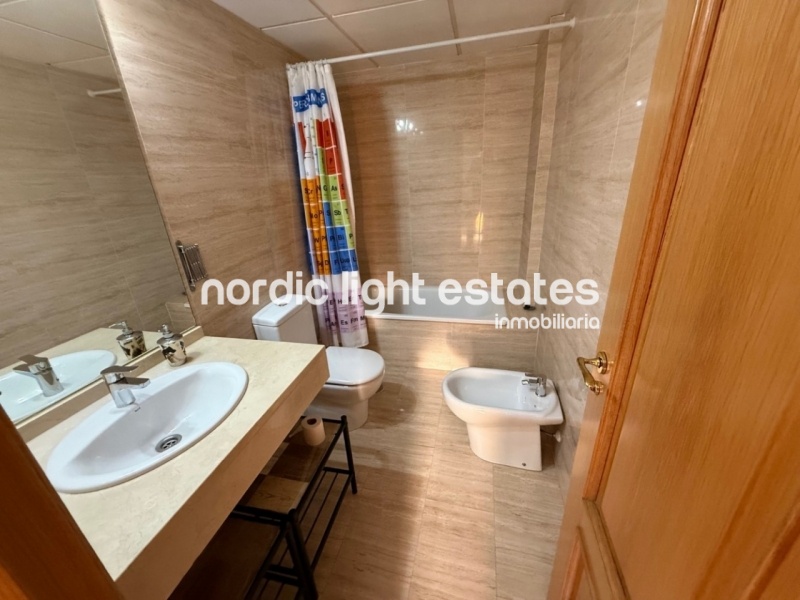 Estupendo apartamento con plaza de garaje privada